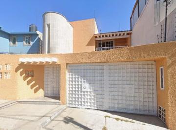 Casa de 4 habitaciones, Tlalnepantla de Baz · Casa en Venta en Lomas de Valle Dorado