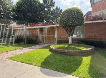 Casa de 4 habitaciones, Atizapán de Zaragoza · Casa Mediana de un Solo Piso Cerca de Calzada de Los Jinetes