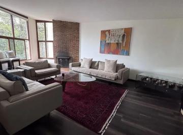 Casa · 250m² · 5 Recámaras · 2 Estacionamientos · Casa Residencial en Venta en Lomas de Las Palmas, Huixquilucan, Estado de México