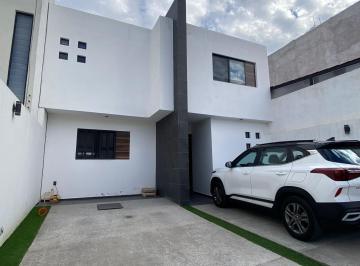 Casa de 3 habitaciones, San Luis Potosí · Hermosa Casa en Villa Magna Segunda Sección.