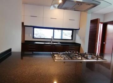 Casa en condominio · 369m² · 4 Recámaras · 2 Estacionamientos · Casa en Condominio en Fraccionamiento Zibatá