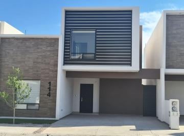 Casa de 3 habitaciones, Saltillo · Casa en Venta en Rivera del Valle, Al Norte.