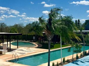 Terreno / Lote , Yaxkukul · Terreno en Venta en Residencial Al Norte de Mérida