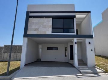 Casa de 4 habitaciones, García · Casa en Venta en Santoral con 4 Habitaciones y Terraza
