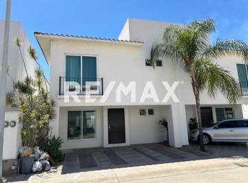Casa · 120m² · 3 Recámaras · 2 Estacionamientos · Casa en Renta Misión Residencial - (4)