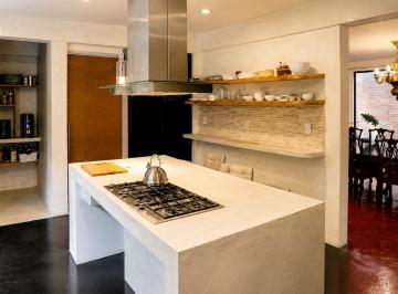 Casa de 4 habitaciones, Cuajimalpa de Morelos · Casa con 320 m² Superficie de Terreno y 4 Recámaras en Xalpa en Venta