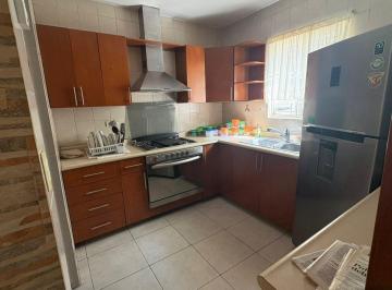 Casa · 140m² · 3 Recámaras · 2 Estacionamientos · Apv Casa en Renta en Privadas del Parque, Apodaca
