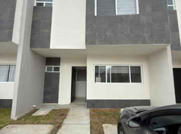 Casa de 3 habitaciones, Benito Juárez · Casa con 140 m² de Terreno y 3 Recámaras en Renta en Cancún