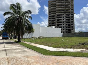 Terreno / Lote · 617m² · Terreno en Venta en Mérida en Privada Residencial en Venta en Monterreal