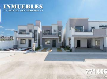 Casa de 3 habitaciones, Gustavo A. Madero · Casa en Venta Para Crédito Infonavit y Fovissste de 3 Recámaras, 2 Estacionamientos + Cisterna