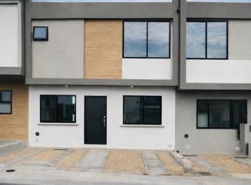 Casa · 100m² · 3 Recámaras · 2 Estacionamientos · Casa - El Marqués
