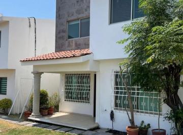 Casa en condominio de 3 habitaciones, Cuernavaca · Casa en Venta Cuernavaca, Chipitlán, Alberca