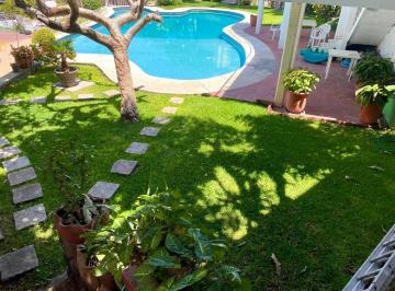Casa en condominio de 3 habitaciones, Cuernavaca · Casa en Condominio, Para Remodelar Cerca del Centro de Cuernavaca y de Avs Principales