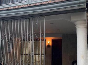 Casa · 385m² · 2 Recámaras · 2 Estacionamientos · Casa - Brisas del Valle