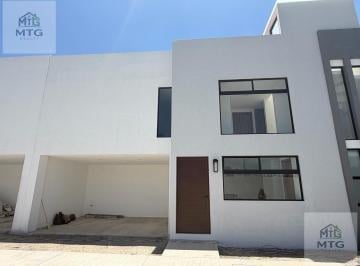 Casa en condominio · 165m² · 3 Recámaras · 2 Estacionamientos · Casa en Condominio