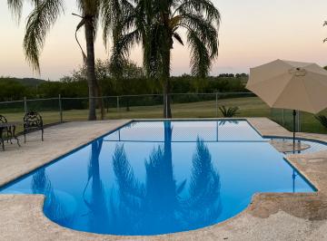 Casa de 4 habitaciones, Allende · Rento Propiedad Campestre en Allende (Quinta Tortugas)