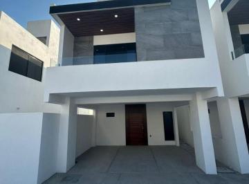 Casa de 3 habitaciones, Ciudad Madero · Casa en Venta en La Unidad Nacional