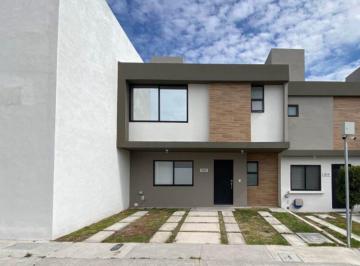 Casa en condominio · 148m² · 3 Recámaras · 2 Estacionamientos · Casa en Condominio - El Marqués