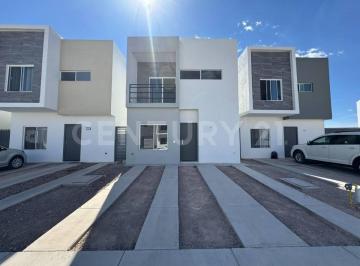 Casa · 120m² · 3 Recámaras · 2 Estacionamientos · Casa en Renta Montolivo 3, Chihuahua