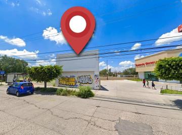 Local comercial · 100m² · Local en Renta Blvd. Río Mayo, León, Guanajuato