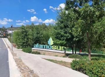 1 · Terreno en Venta en Alamosur, Santiago, Nuevo León