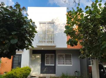 Casa de 3 habitaciones, San Pedro Tlaquepaque · Renta de Casa en Paseo del Parque, Tlaquepaque, Adolf Horn