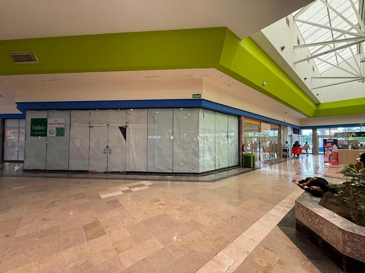 Local en Renta en Plaza Jacarandas - Irapuato
