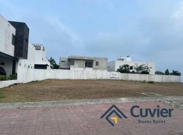 Terreno / Lote · 504m² · Terreno en Fraccionamiento Villas Náutico
