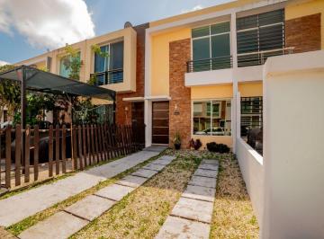 Casa de 2 habitaciones, Benito Juárez · Casa en Venta, Fracc. Gran Santa Fe II. Cancún, Quintana Roo