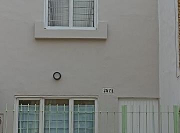 Fachada principal · Casa Sobre Andador Peatonal a 1 Cuadra de Aurelio Ortega