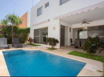 Casa de 3 habitaciones, Solidaridad · Casa en Residencial con Alberca Privada