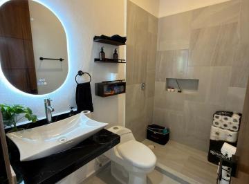 Local comercial · 45m² · Rento Local - Oficina en Huayacan en Privada de 45 m² Planta Baja