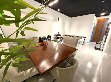 Oficina · 45m² · 1 Estacionamiento · Rento Local Oficina en Av Huayacan de 45 m² Sin Muebles de Lujo