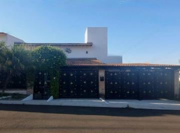 Casa de 4 habitaciones, Querétaro · Casa en Renta en Juriquilla, Querétaro, Una Planta.