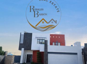 Casa de 3 habitaciones, Juárez · Casa en Rincón de Las Flores Frente a Parque con Alberca, Jacuzzi y Paneles Solares