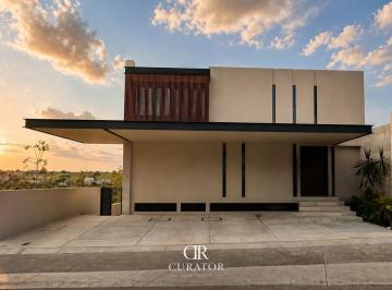Casa · 480m² · 3 Recámaras · 4 Estacionamientos · Casa en Venta en Lomas del Campanario 4