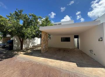 1 · Casa en Venta en Mérida, Santa Gertrudis Copó, Casa Trinum