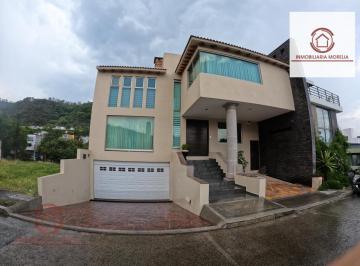 Casa · 453m² · 3 Recámaras · 4 Estacionamientos · Casa en Venta en Punta Alba