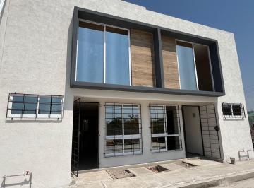 Casa · 50m² · 3 Recámaras · 1 Estacionamiento · Casa en Venta en Torreon Nuevo