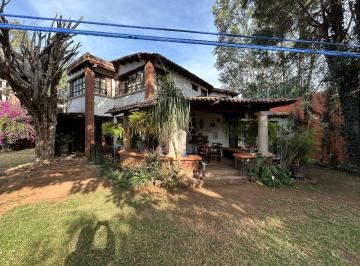 Casa · 320m² · 3 Recámaras · Casa en Lomas de Santa Maria