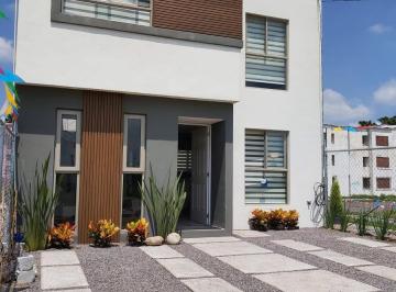 Casa · 118m² · 3 Recámaras · 2 Estacionamientos · Casas Nuevas en Venta en Celaya