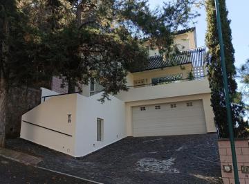 Casa · 338m² · 4 Recámaras · 4 Estacionamientos · Casa Fraccionamiento Floresta Ocolusen