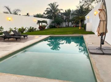 Casa en condominio de 3 habitaciones, Conkal · Casa con 682 m² de Superficie de Terreno, 3 Habitaciones en Venta, Conkal Privada Arbórea.