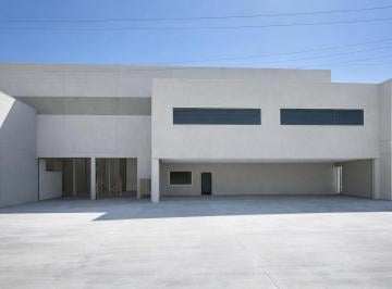 Nave industrial · 1600m² · 12 Estacionamientos · Nave Industrial Venta o Renta
