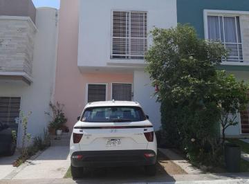 Casa de 3 habitaciones, Zapopan · Casa en Renta en Parques del Centinela, Zapopan Jalisco