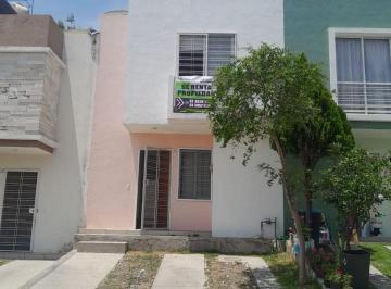 Casa de 3 habitaciones, Zapopan · Casa en Renta en Parques del Centinela, Zapopan Jalisco