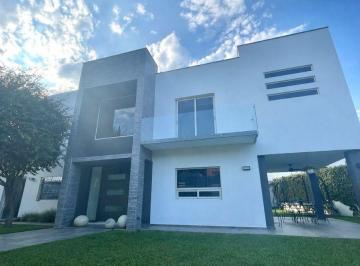 Casa de 3 habitaciones, Monterrey · Venta de Casa en Zona Sur de Monterrey