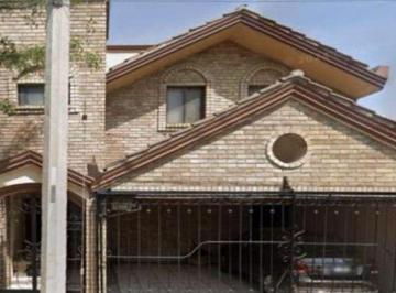 Casa de 4 habitaciones, Saltillo · Casa de Recuperación Bancaria