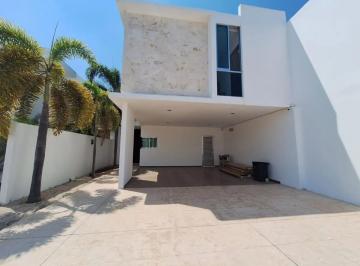 1 · Casa en Renta de 3 Recamaras, Amueblada en Privada Residencial Zona Altabrisa