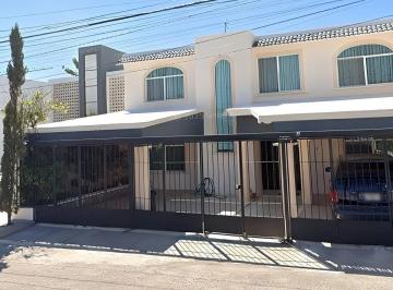 1 · Casa en Venta en Merida, San Ramon Norte Cerca de La Av Garcia Lavin